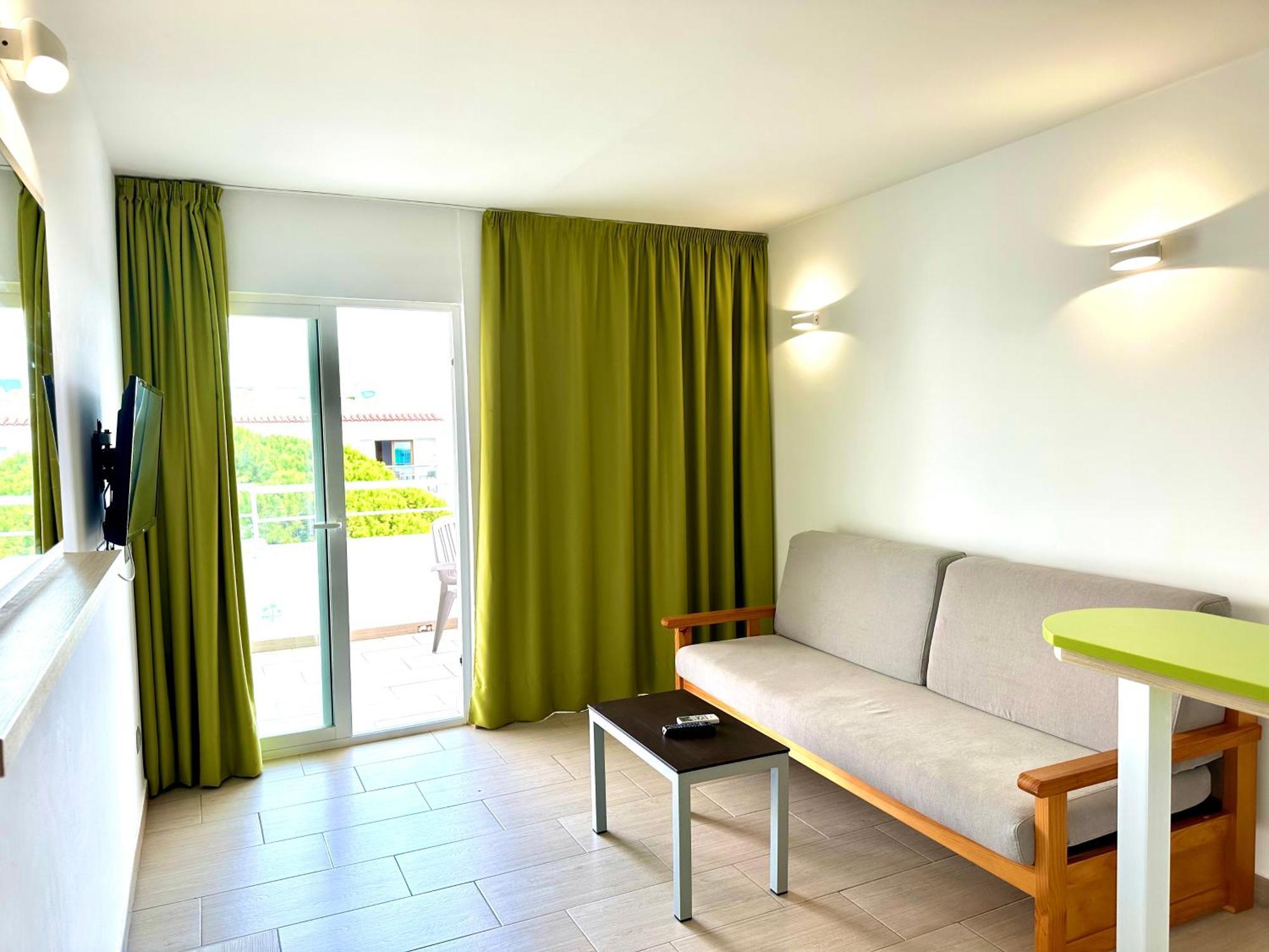 Apartamentos Jet - Adults Only Playa d'en Bossa Luaran gambar