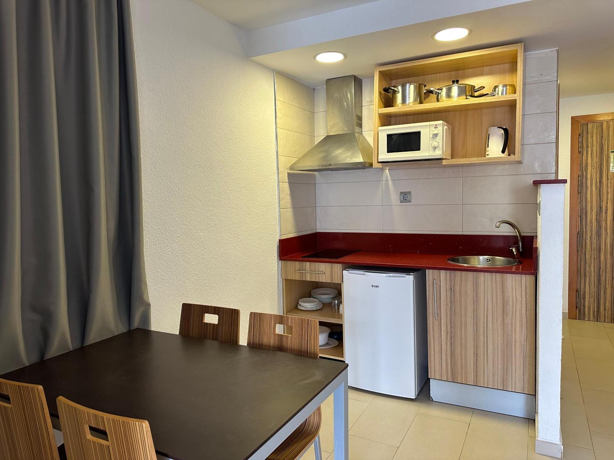 Apartamentos Jet - Adults Only Playa d'en Bossa Luaran gambar