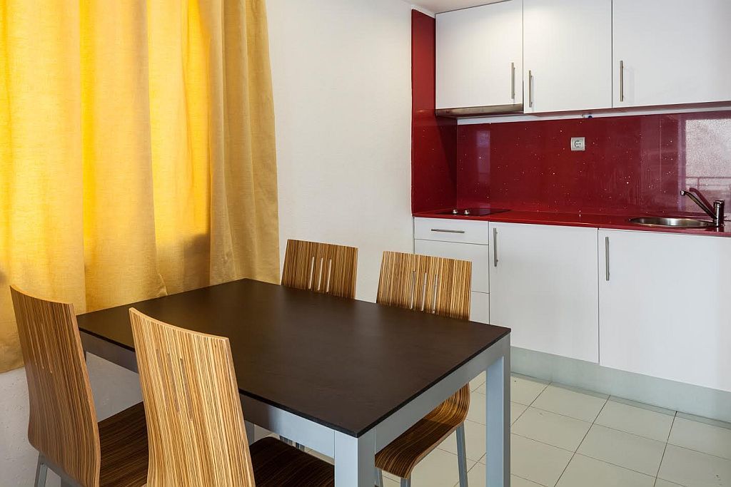 Apartamentos Jet - Adults Only Playa d'en Bossa Luaran gambar